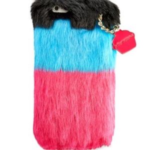 Betsey Johnson Trolls Faux-Fur iPhone 6/6s Case